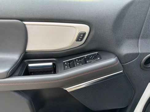 Used 2025 Ford Expedition Active RWD image 22