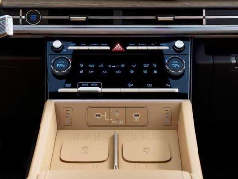 New 2026 Hyundai Santa Fe Calligraphy FWD image 16