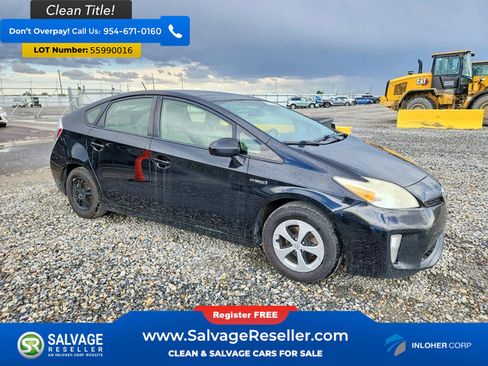 Used 2013 Toyota Prius Three w/ Solar Roof Pkg FWD image 5