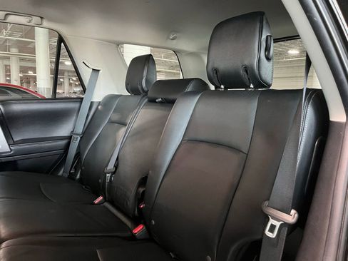 Used 2016 Toyota 4Runner Limited AWD/4WD image 40