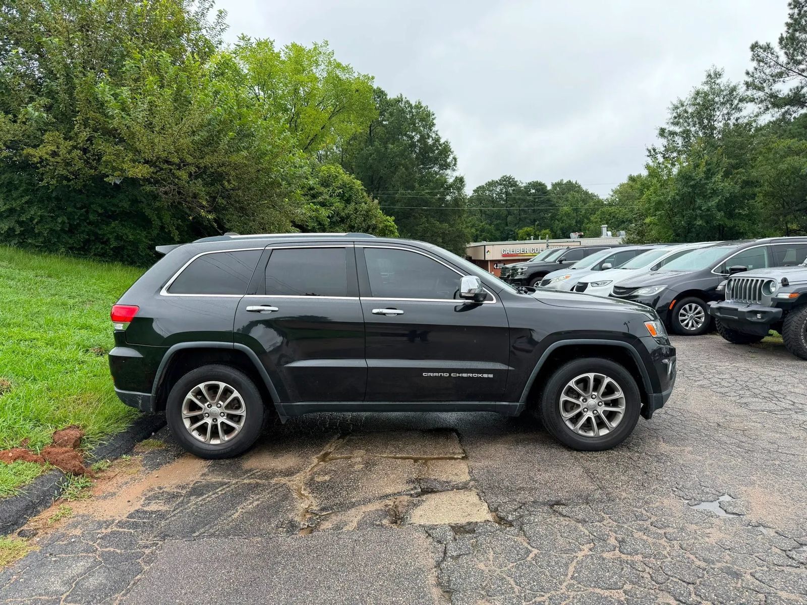 Used 2015 Jeep Grand Cherokee Limited AWD/4WD image 5