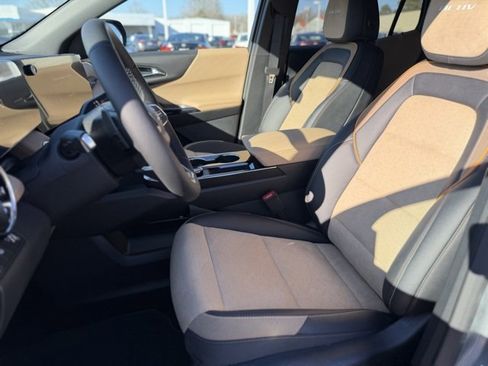 New 2026 Chevrolet Equinox ACTIV image 21