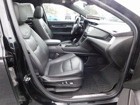 Used 2020 Cadillac XT5 Premium Luxury image 18