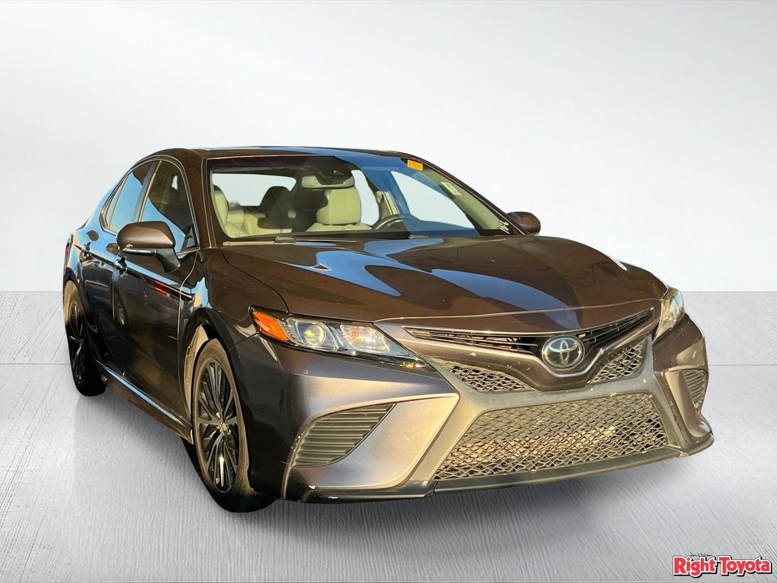 Certified 2020 Toyota Camry SE w/ Audio Package FWD image 5
