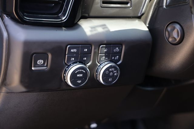 Used 2022 GMC Sierra 1500 AT4 AWD/4WD image 27