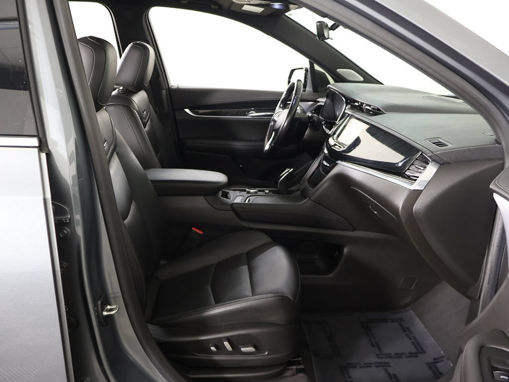 Used 2021 Cadillac XT6 Premium Luxury FWD image 31