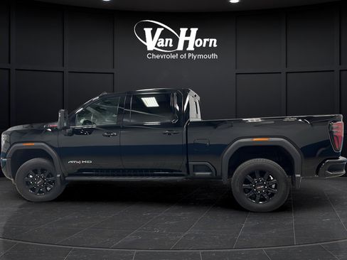 Used 2024 GMC Sierra 3500 AT4 w/ AT4 Premium Plus Package AWD/4WD image 3