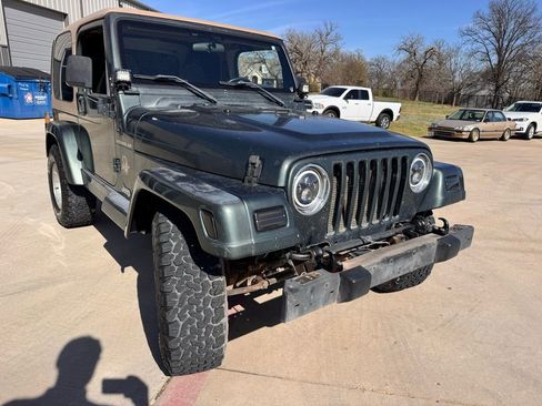 Used 2002 Jeep Wrangler Sahara image 7