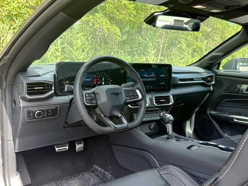 New 2025 Ford Mustang Premium image 25