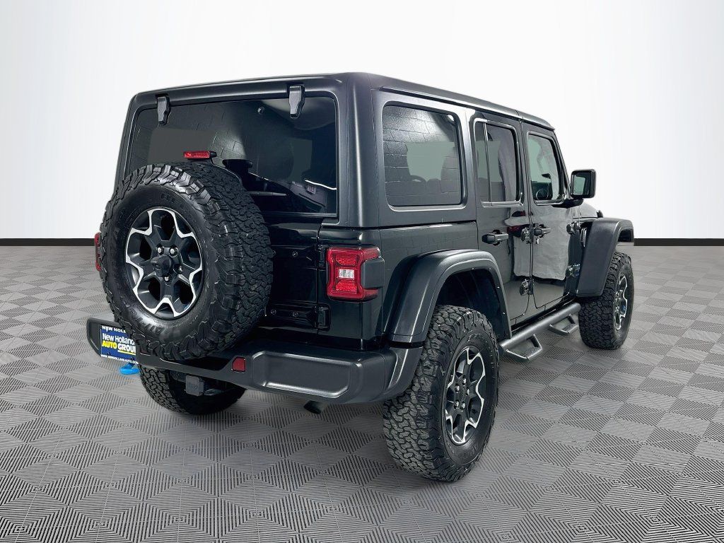 Used 2023 Jeep Wrangler Unlimited Rubicon 4xe w/ Cold Weather Group AWD/4WD image 7