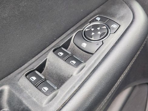 Certified 2021 Ford Edge SE image 17