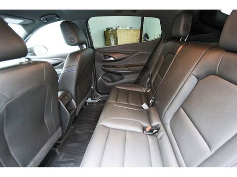 Used 2024 Buick Envista Sport Touring w/ Convenience I Package FWD image 9