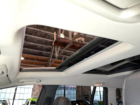 Used 2015 Mercedes-Benz GL 450 4MATIC image 54