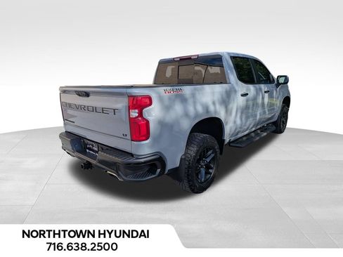 Used 2024 Chevrolet Silverado 1500 LT Trail Boss w/ LT Trail Boss Premium Package AWD/4WD image 13
