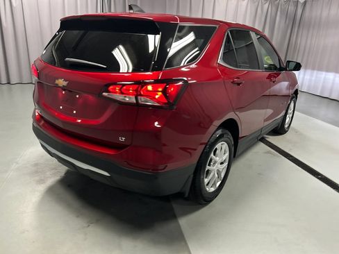 Used 2024 Chevrolet Equinox LT w/ LPO, Floor Liner Package FWD image 7
