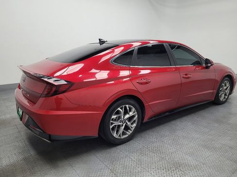 Used 2021 Hyundai Sonata SEL w/ Convenience Package FWD image 10