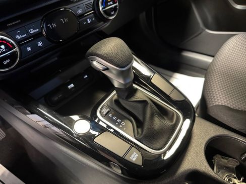 Certified 2023 Kia Soul S image 21