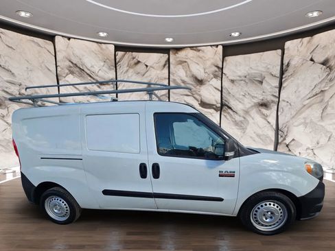 Used 2019 RAM ProMaster City Tradesman image 4