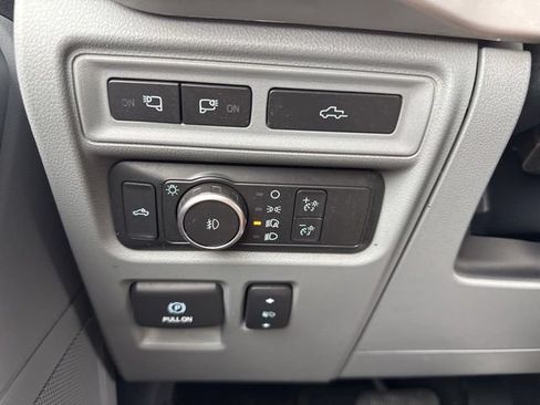 Used 2022 Ford F150 XLT w/ Equipment Group 302A High AWD/4WD image 19