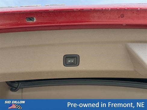 Used 2023 GMC Yukon XL Denali AWD/4WD image 7