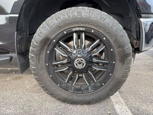 Used 2015 Ford F150 XLT w/ Equipment Group 301A Mid image 10