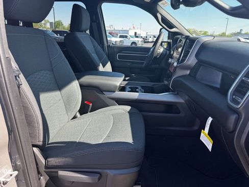 New 2026 RAM 2500 Big Horn AWD/4WD image 14