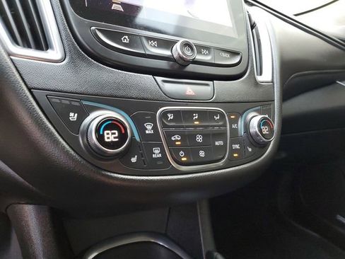 Used 2022 Chevrolet Malibu Premier image 23