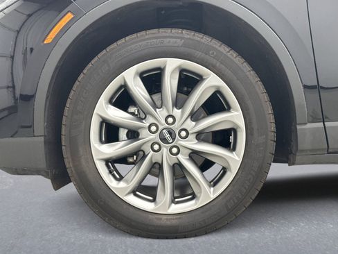 Used 2022 Lincoln Corsair AWD w/ Premium Package image 26