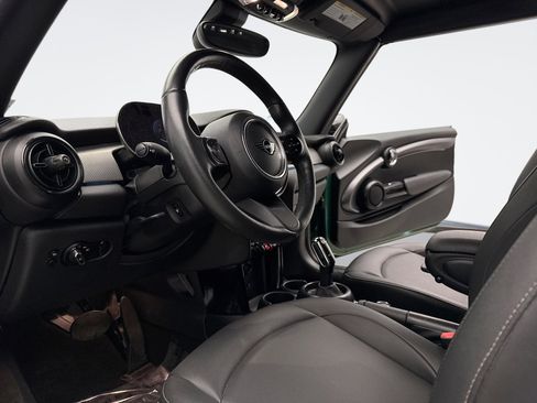 Used 2024 MINI Cooper Convertible image 10