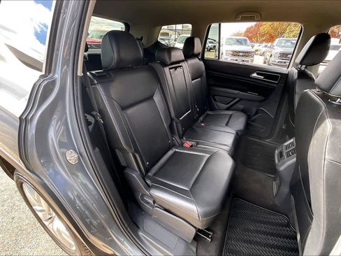 Used 2019 Volkswagen Atlas SE w/ Towing Package image 19