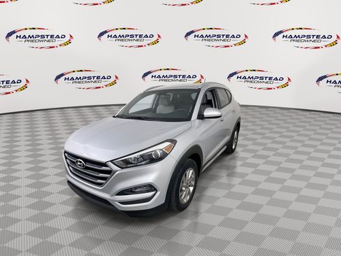 Used 2017 Hyundai Tucson SE AWD/4WD image 4