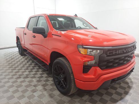 Used 2024 Chevrolet Silverado 1500 Custom w/ LPO, Dark Essentials Package AWD/4WD image 4