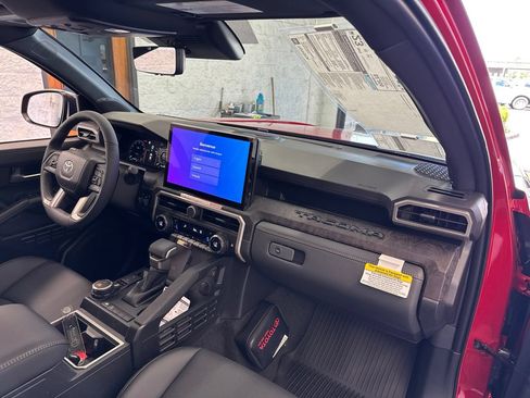 New 2026 Toyota Tacoma Limited AWD/4WD image 59