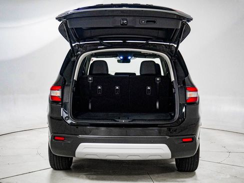 Used 2025 Honda Pilot EX-L image 8