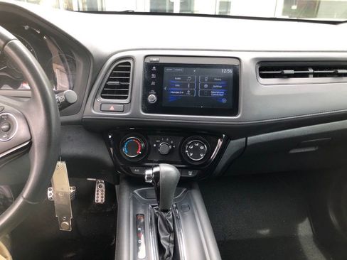 Used 2019 Honda HR-V Sport image 17