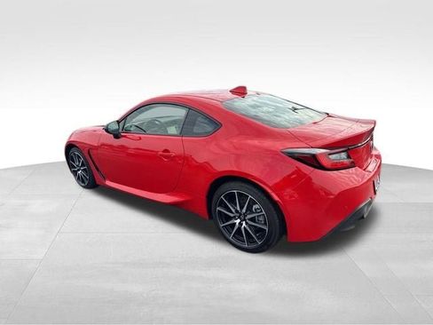 Used 2022 Toyota GR86 w/ ALL Weather Mat Package (TMS) RWD image 7