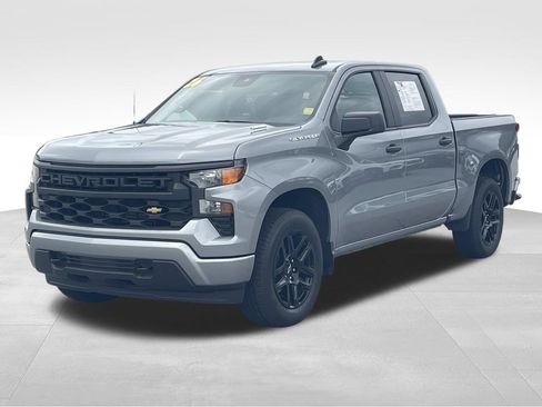 Used 2026 Chevrolet Silverado 1500 Custom RWD image 8