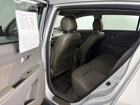 Used 2015 Kia Sportage LX AWD/4WD image 19