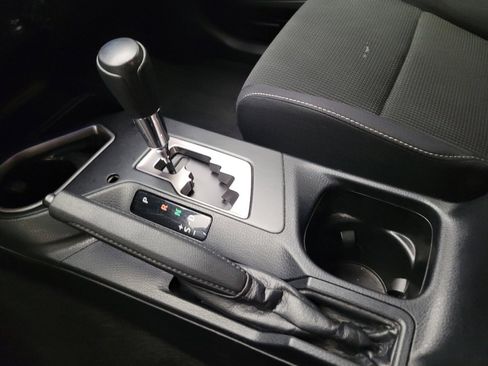 Used 2018 Toyota RAV4 XLE w/ Carpet Mat Package image 26