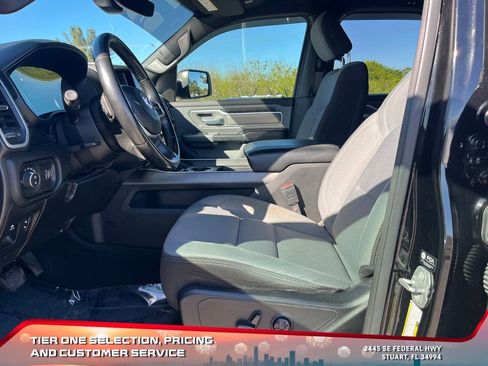 Used 2021 RAM 1500 Big Horn image 9