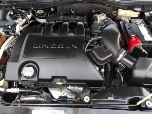 Used 2008 Lincoln MKZ image 24