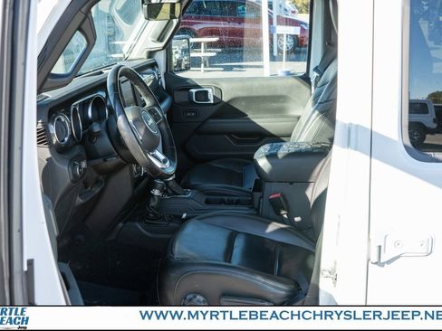 Certified 2021 Jeep Wrangler Unlimited Sahara image 18