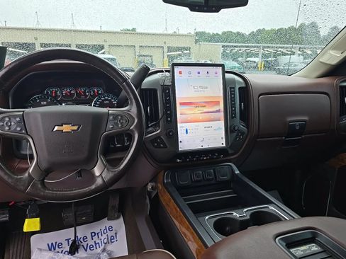 Used 2016 Chevrolet Silverado 2500 High Country w/ Duramax Plus Package AWD/4WD image 14