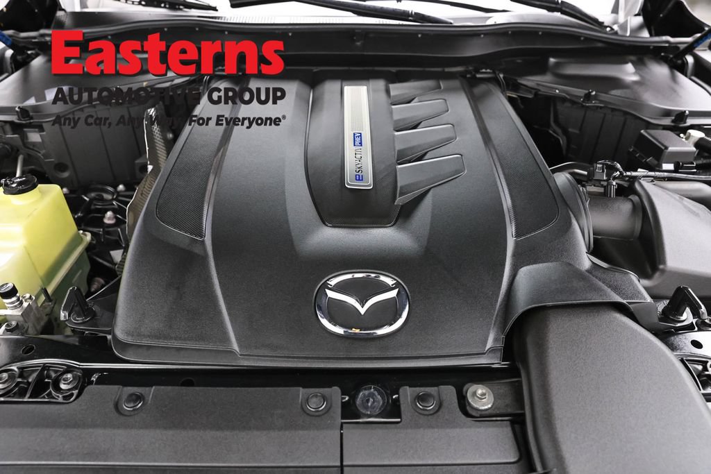 Used 2024 MAZDA CX-90 Plug-In Hybrid w/ Premium Pkg AWD/4WD image 8