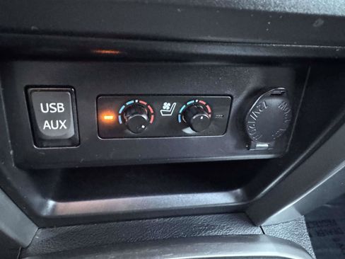 Used 2019 Toyota 4Runner Limited image 33