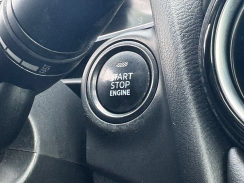 Used 2018 Toyota Yaris iA FWD image 33