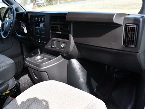 Used 2022 Chevrolet Express 3500 LS image 35