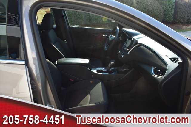 Certified 2025 Chevrolet Malibu LT FWD image 24