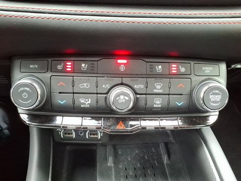 Used 2025 Dodge Durango R/T AWD/4WD image 25