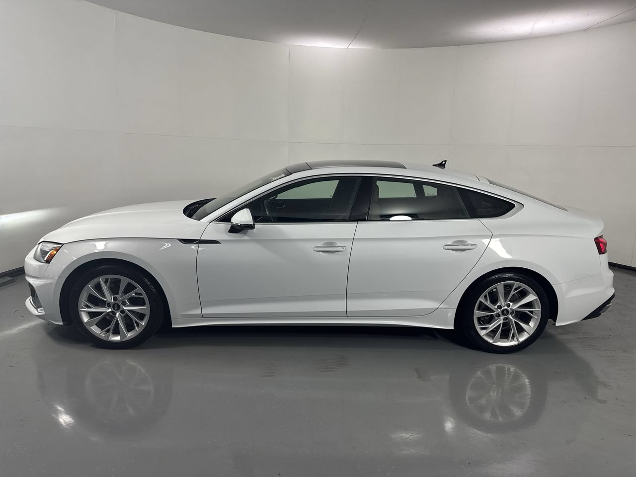 Used 2022 Audi A5 2.0T Premium Plus AWD/4WD image 30